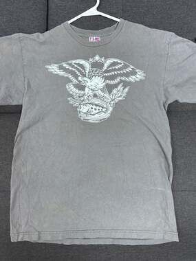 Bayside Velocity Made in USA Eagle and Fish Graphic Gray T-Shirt Medium